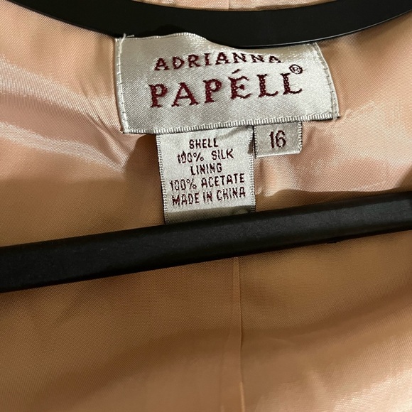 Adriana, Papel 100% silk size 16 career jacket rose color business formal - Picture 6 of 6